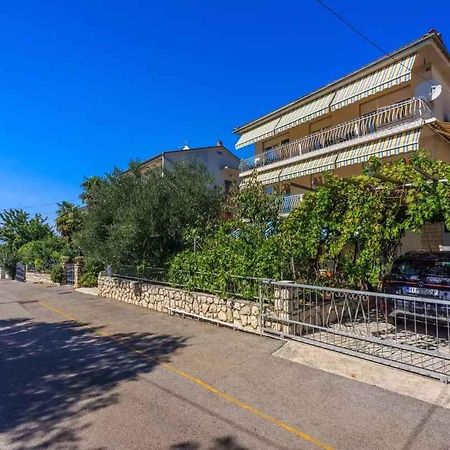 Four-Bedroom Apartment In Crikvenica II Екстер'єр фото