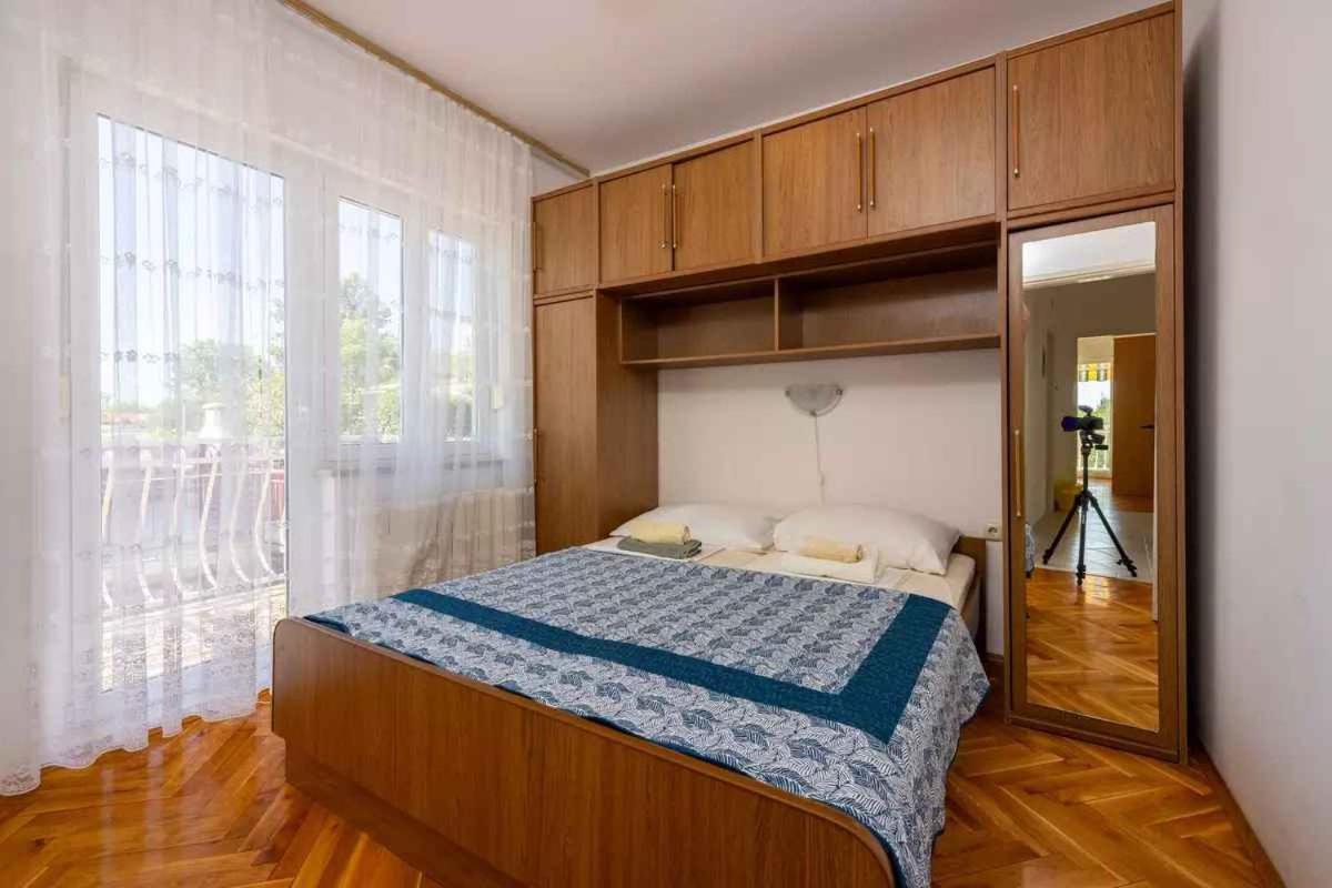 Four-Bedroom Apartment In Crikvenica II Екстер'єр фото